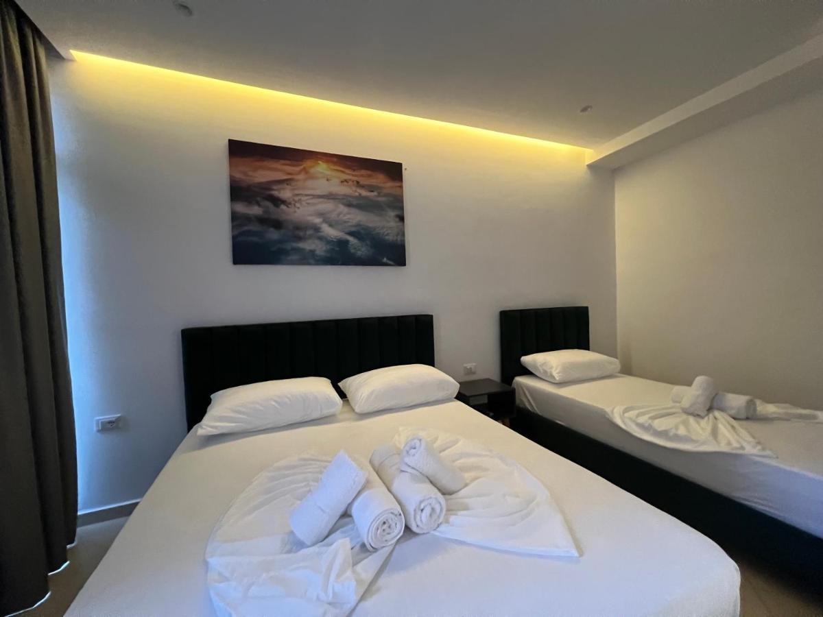 E&L Luxury Apartments Sarande Exterior photo